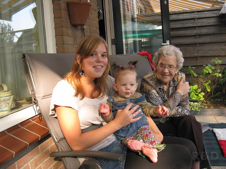 I&Y 27 september 2009 (18) Oma jarig.JPG
